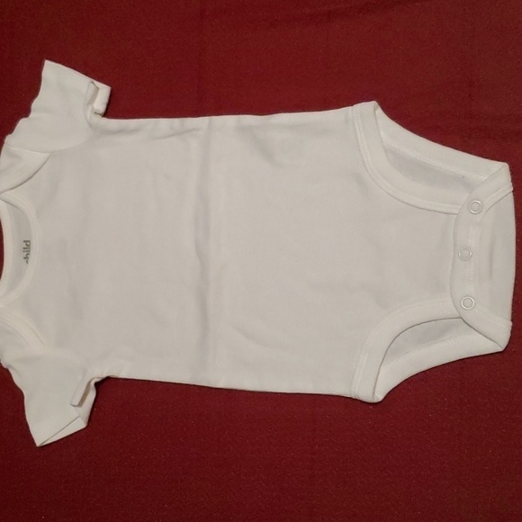 Carter's Infant Boy's 4pc Summer Bundle Size 9 Months - Picture 4 of 9
